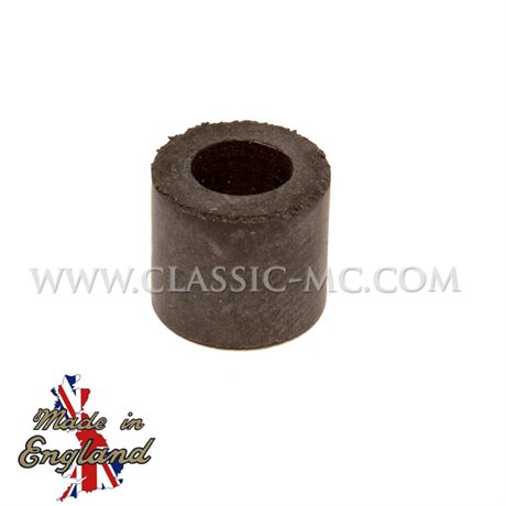 SIDE PANEL, ODDIE STUD RUBBER